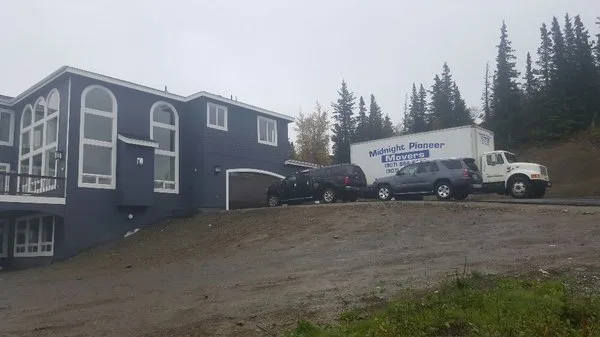 Midnight Pioneer Movers