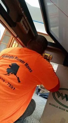 Midnight Pioneer Movers